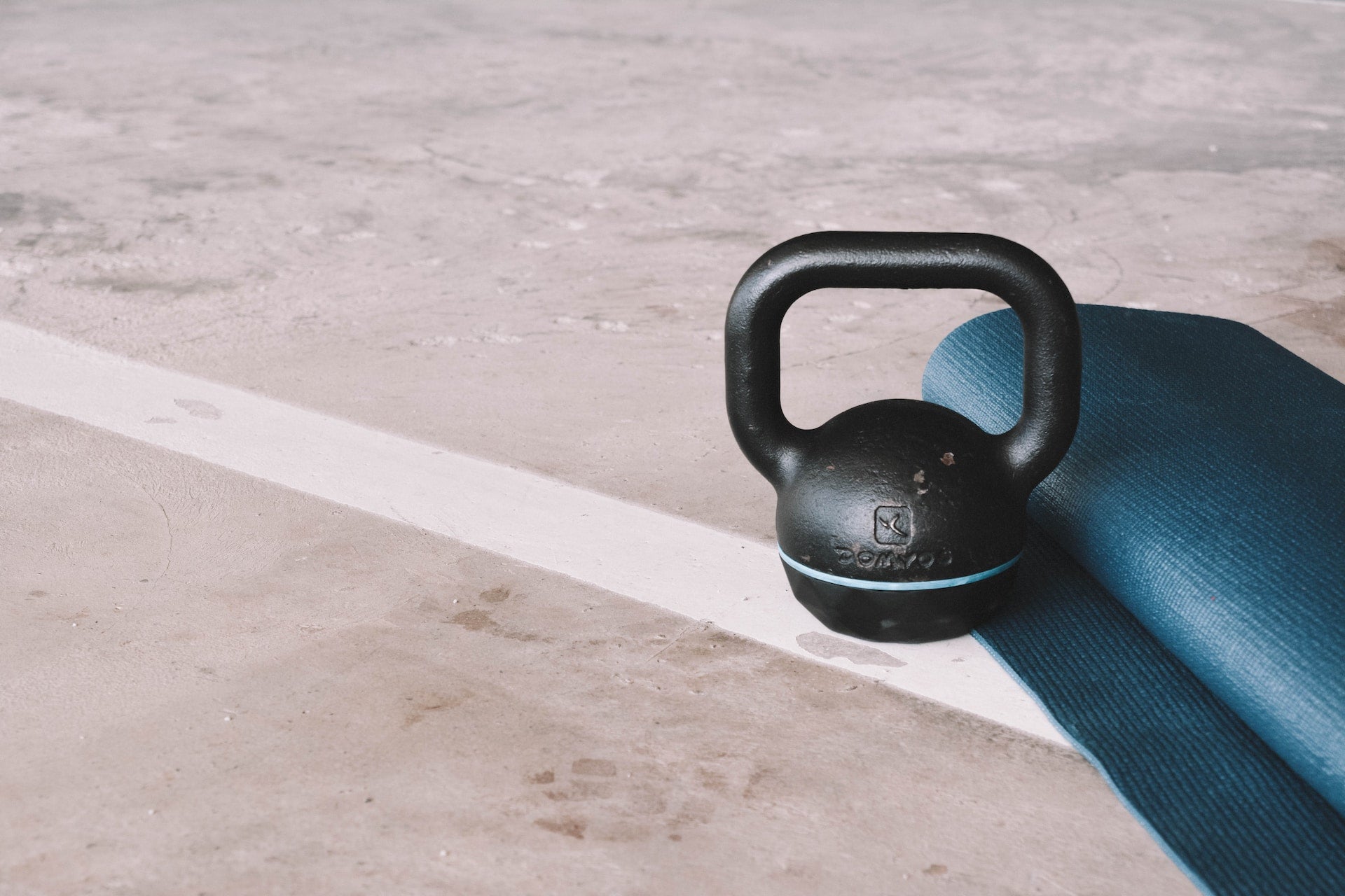 Mat & kettle bell