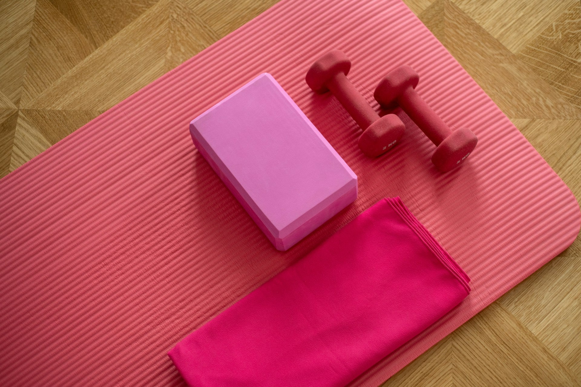 Mat, block, weights, towel set