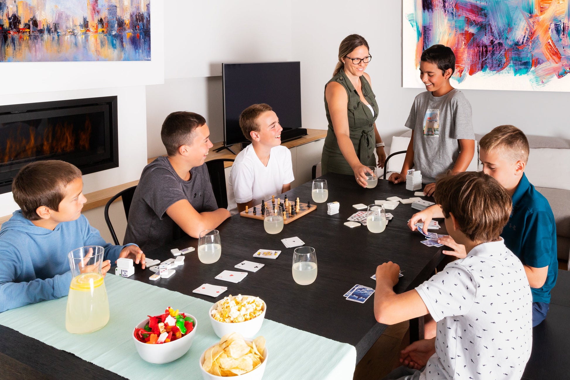 Canadian Dark Oak::Lifestyle::Canadian Dark Oak Entrance table 4