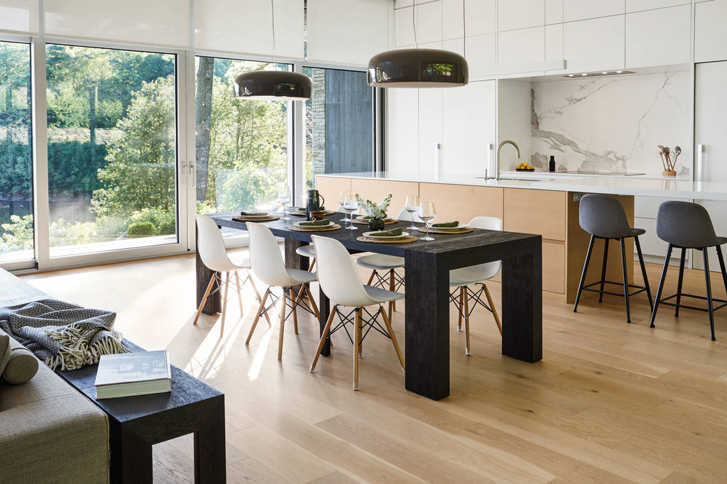 Canadian Dark Oak::Lifestyle::Canadian Dark Oak Transformer Table