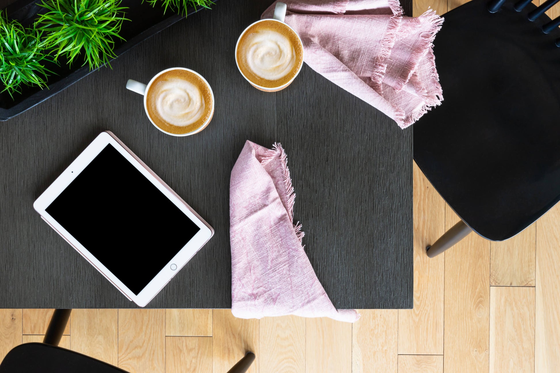 Siberian Birch::Lifestyle::Cafe Latte on the Siberian Birch Transformer Table