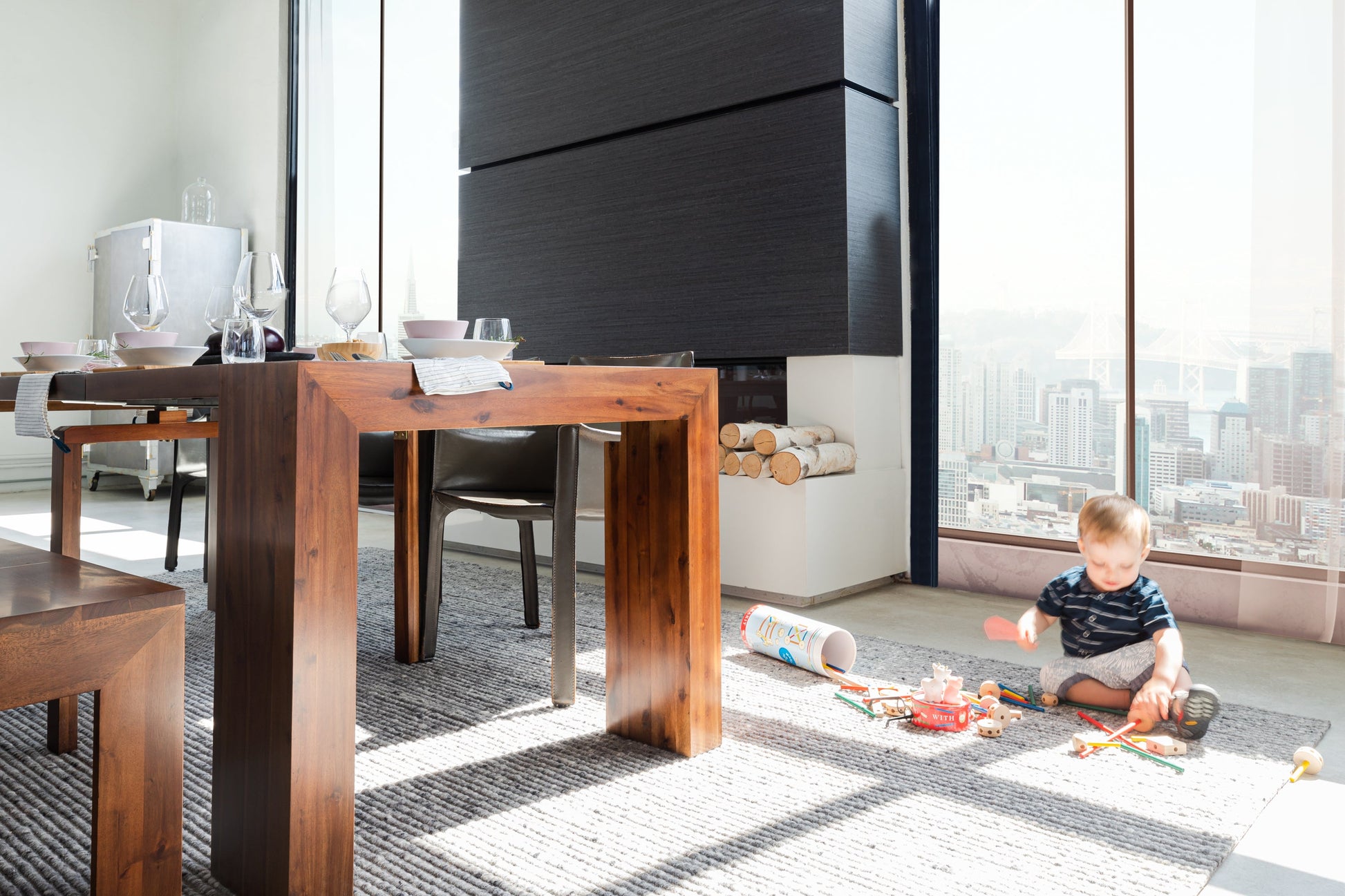 American Mahogany::Lifestyle::Informal table setting on the American Mahogany Dining Set 4